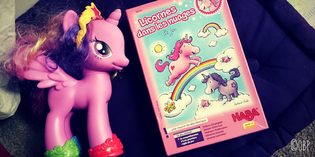 Licornes dans les nuages