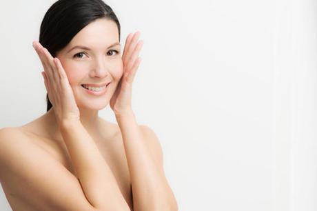 Les articles dans Maquillage photographique : Comment préparer la peau au