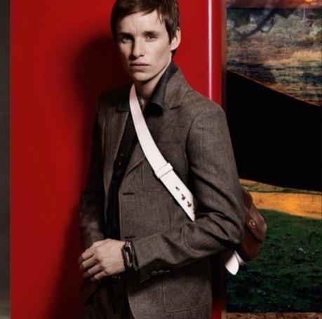 Eddie Redmayne star de la prochaine campagne Prada homme...