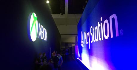 Les kiosques de Sony et Microsoft en photos