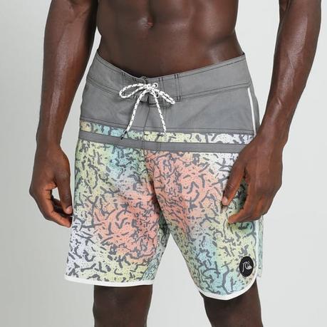 Boardshort, le top des shorts de bain pour surfeurs Boardshort quiksilver stompcracked 18 homme