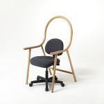 DESIGN : The ‘no chair’ by Clark Bardsley