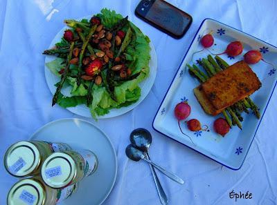 Salade de fraises et d'asperges