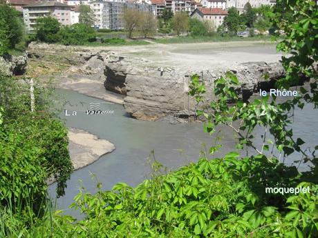 France - Dans l'Ain - Le Rhône