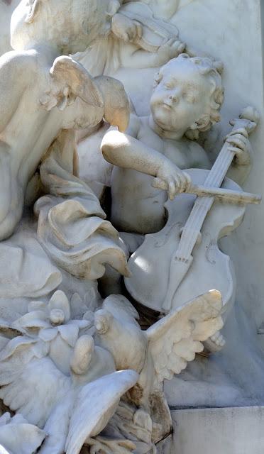 Vienne: le monument à Mozart du Burggarten