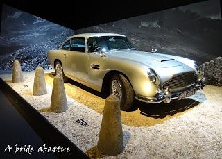 L'exposition James Bond 007 dans la Grande Halle de La Villette