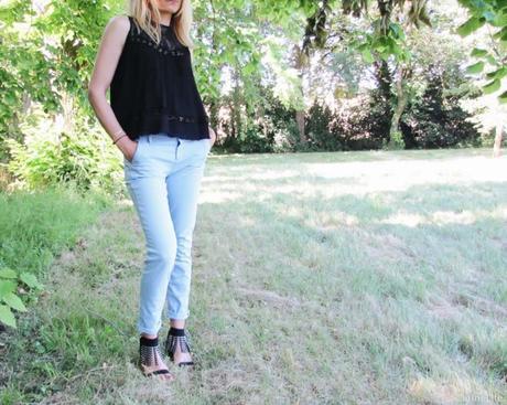 Look chino & black fringes