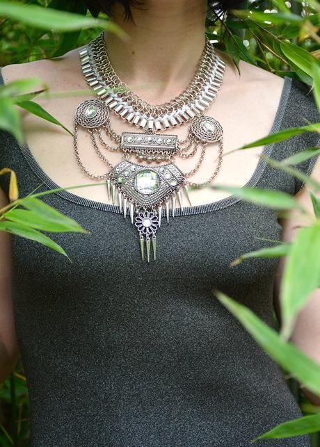 collier plastron imposant