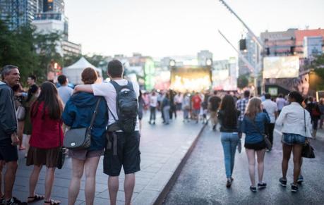 Festival International de Jazz de Montréal, #1 : du folk d’Ian Kelly à l’electro-swing de Chinese Man