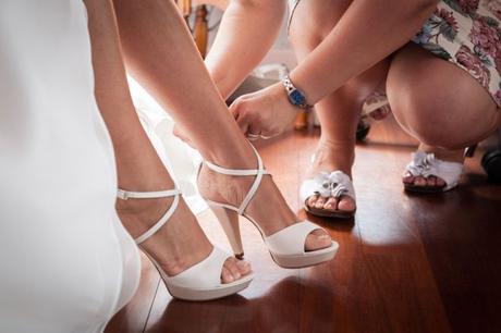 Chaussures de mariage pour l’été.JPG