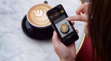 Comment utiliser les différentes plateformes de médias sociaux vues au travers du Café!