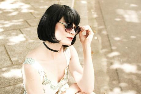 portrait cheveux noirs