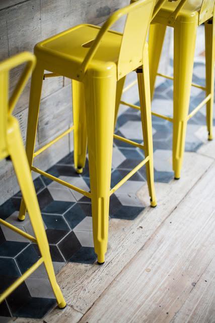 Collectif Project Inside / Les sols aux couleurs mixtes /