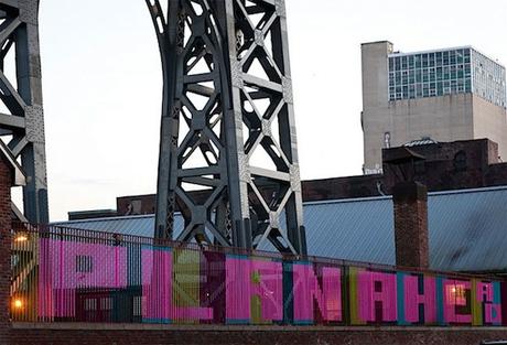 Knit_Graffiti_Magda_Sayeg_04