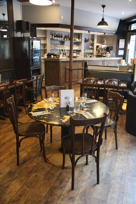 LE NIV’S : LE BISTROT SYMPA AU COEUR DU VILLAGE DES BATIGNOLLES