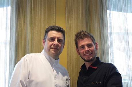 Le chef Christophe Moisand et le chef pâtissier Bryan Esposito © P.Faus   - copie