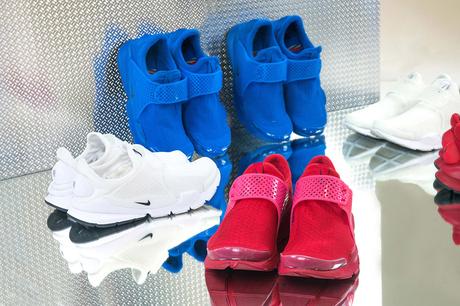 Nike-Sock-Dart-Heritage-Independence-Day-01