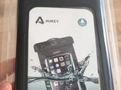 AUKEY housse étanche pouces avec boussole intégrée