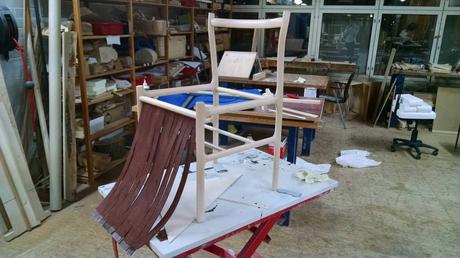 Chaise Notch par Collin Velkoff 