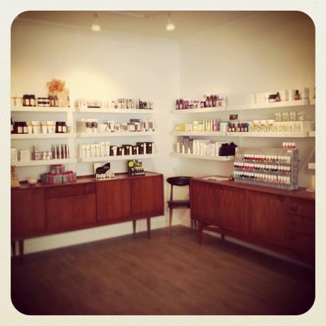 Vente en ligne maquillage et soins cosmétiques bio Bordeaux  Vente de