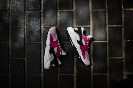 683818-006-Nike-Wmns-Air-Huarache-Premium-07