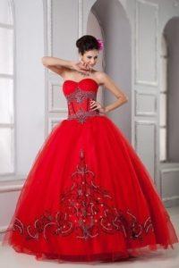 Robe bal rouge princesse motifs vintage & imprimée bustier cœur