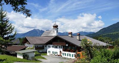 Belles promenades: Garmisch - du stade olympique à Wamberg et l´Eckbauer Hütte
