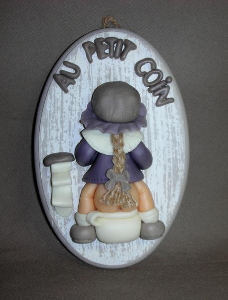 Plaque de porte WC avec fillette en porcelaine froide Plaque de porte WC avec fillette en porcelaine froide