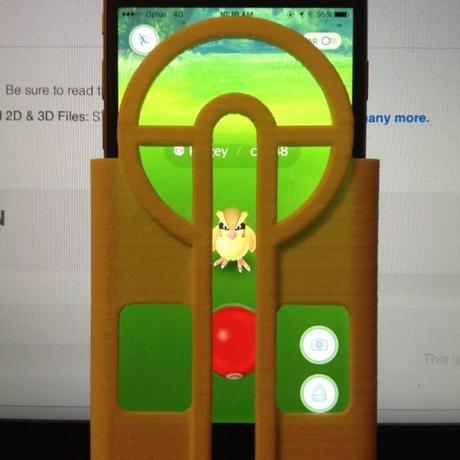 Étui iPhone Pokémon GO lancer de pokéball a coup sur 4