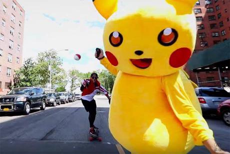 Ce YouTubeur a décidé de jouer à Pokémon GO dans la vie réelle !