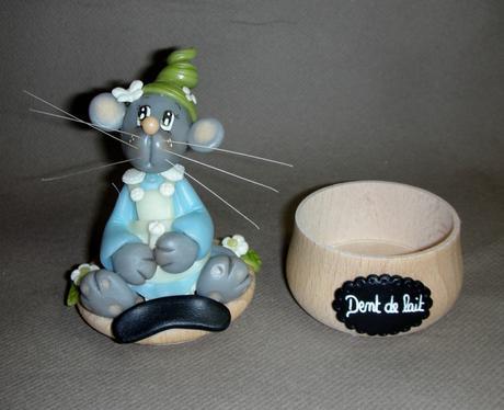 Boites à dents avec p'tite souris en porcelaine froide Boites à dents avec p'tite souris en porcelaine froide