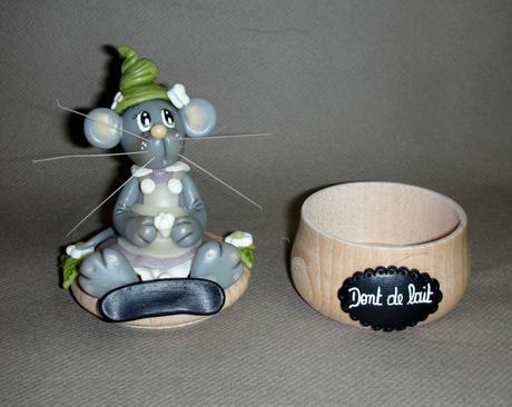 Boites à dents avec p'tite souris en porcelaine froide Boites à dents avec p'tite souris en porcelaine froide
