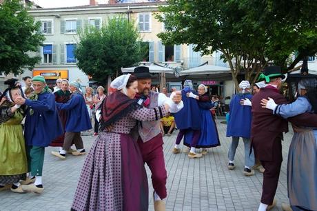 bourg-en-bresse visite nocturne théâtralisée danse folklorique