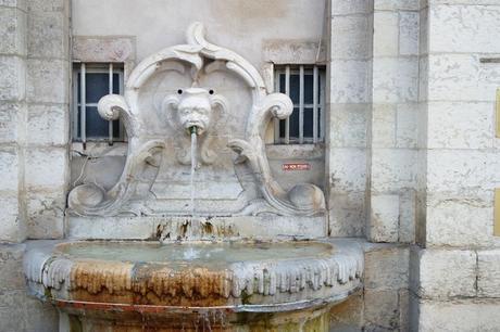bourg-en-bresse fontaine mairie
