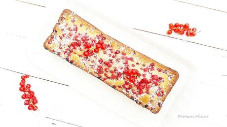 Financier Géant Groseilles Coco dans DESSERTS financier-geant-vu-duhaut