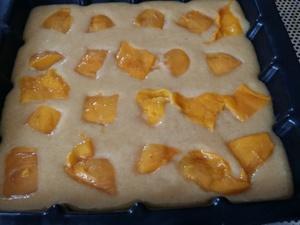 Financier géant à la mangue Cliquer sur les photos pour les agrandir