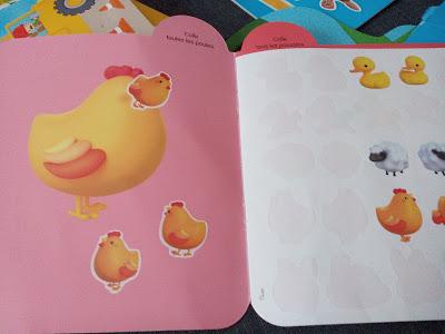 Dans sa bibliothèque, il y a... #4 : ses premières activités d'autocollants repositionnables de chez Lito