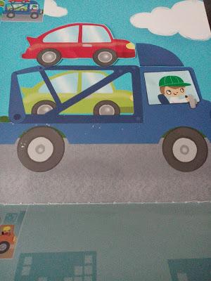 Dans sa bibliothèque, il y a... #4 : ses premières activités d'autocollants repositionnables de chez Lito