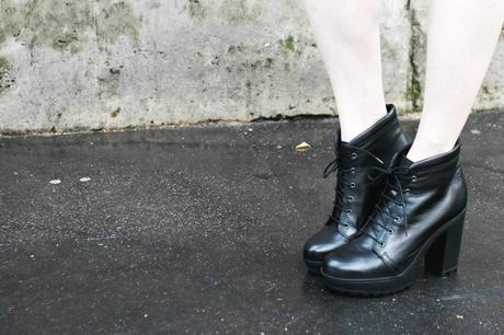 lace up boots leather