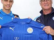 Leicester engage milieu offensif Mahrez vers départ