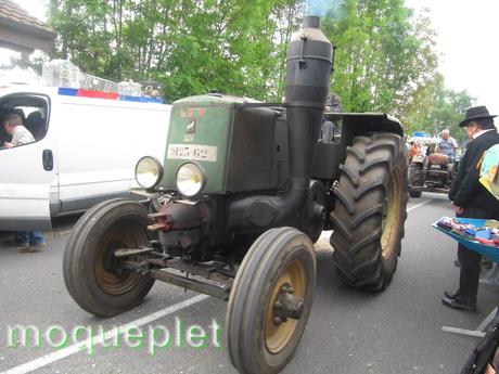 France - Le comice Agricole - les tracteurs