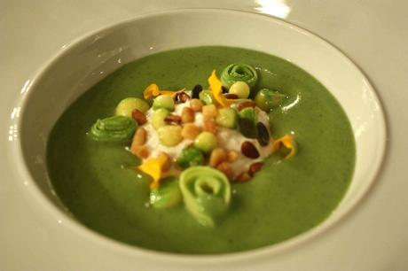 Soupedecorgette,caillé de chèvre © P.Faus