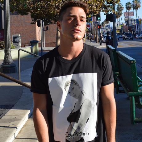 COLTON HAYNES : un t-shirt Kate Moss pour la bonne cause 13651784_267967706919400_1844882272_n