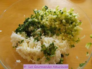 Riz en salade aux courgettes et au basilic