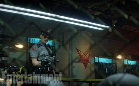 officer-downe-0002_0