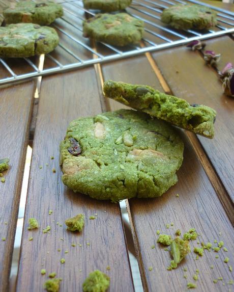 Sablés au Thé Matcha, chocolat blanc et cranberries