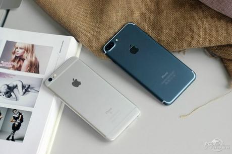 iPhone-7-Plus-Bleu-Nuit-5