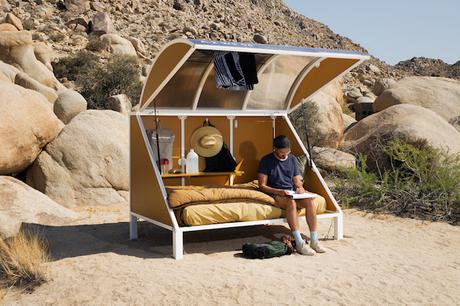 wagon-community-living-project-in-the-desert-1