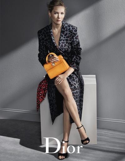 Jennifer Lawrence star de la nouvelle campagne Dior accessoires...