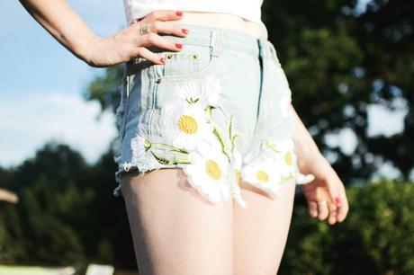 short brodé fleurs